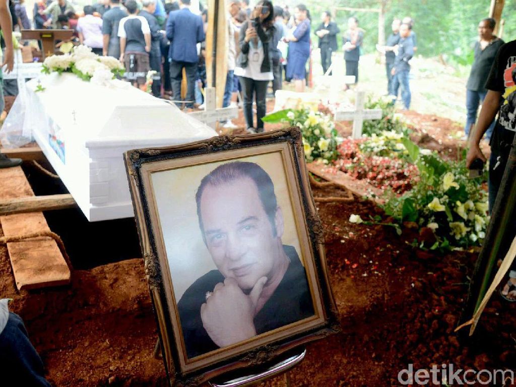 Anak Cerita Detik-detik Robby Sugara Meninggal Anak Cerita Detik-detik Robby Sugara Meninggal