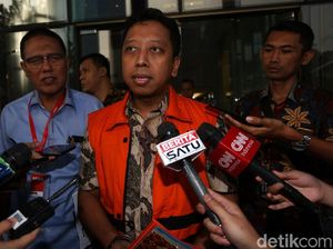 Diperiksa KPK, Rommy Singgung Sidang Gugatan Pilpres di MK Diperiksa KPK, Rommy Singgung Sidang Gugatan Pilpres di MK