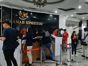 Sidang Sengketa Pilpres, Pengamanan di Gedung MK Diperketat Sidang Sengketa Pilpres, Pengamanan di Gedung MK Diperketat