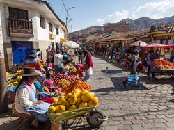 Ini 5 Alasan Mengapa Kuliner Selalu Jadi Bagian Penting Travelling