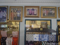 Kisah Mendiang Bu Ani yang Selalu Memborong Batik  di Cirebon