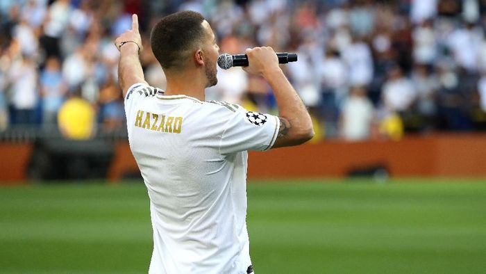Eden Hazard masih belum punya nomor punggung di Real Madrid (Foto: Angel Martinez/Getty Images) Eden Hazard masih belum punya nomor punggung di Real Madrid (Foto: Angel Martinez/Getty Images)