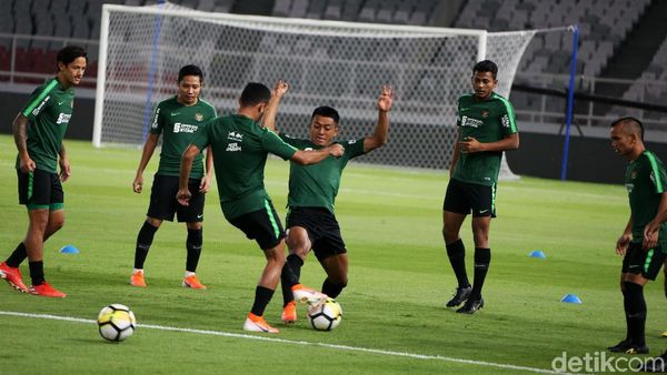 Jelang Lawan Vanuatu, Skuat Garuda Gelar Latihan Ringan