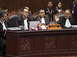 Tim Hukum BPN Tuding Jokowi Pakai Fasilitas Negara Saat Kampanye