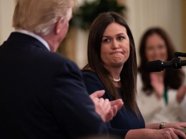 Penampilan Jubir Gedung Putih Sarah Sanders Usai Diumumkan Mundur