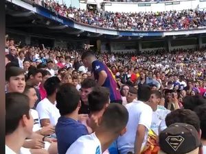 Fans Barcelona Menyusup saat Madrid Perkenalkan Hazard