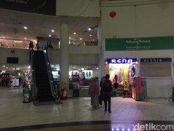 Pedagang Masih Libur Lebaran, Pasar Tanah Abang Sepi