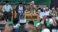 Maruf Amin dan Anies Baswedan Hadiri Haul Guru Tua