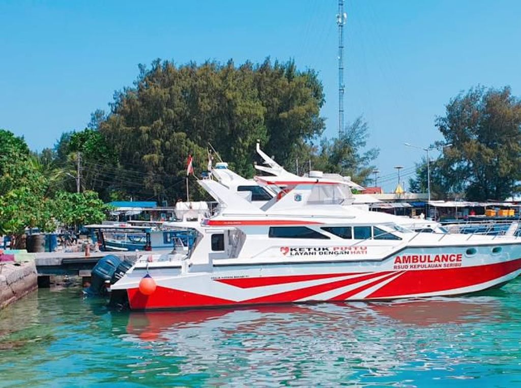 Begini Uniknya Ambulans di Kepulauan Seribu Begini Uniknya Ambulans di Kepulauan Seribu