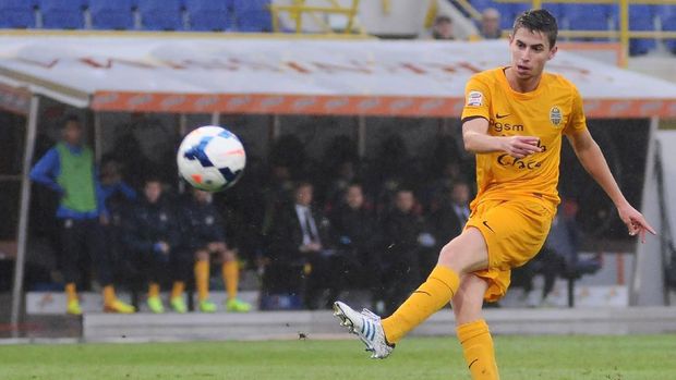 Jorginho semasa bermain untuk Verona.