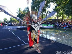 Busana Ramah Lingkungan Meriahkan Gelaran Festival Bambu Banyuwangi
