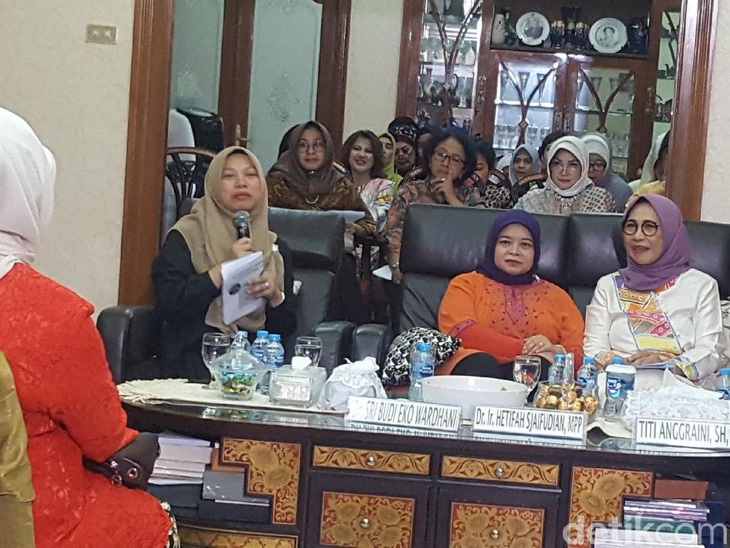 Keterwakilan Perempuan di Parlemen Dinilai Masih Memprihatinkan Keterwakilan Perempuan di Parlemen Dinilai Masih Memprihatinkan