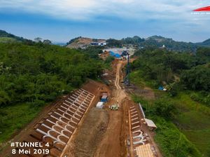 Hingga Akhir 2019, Proyek Kereta Cepat JKT-BDG Habiskan Rp 40 T Hingga Akhir 2019, Proyek Kereta Cepat JKT-BDG Habiskan Rp 40 T