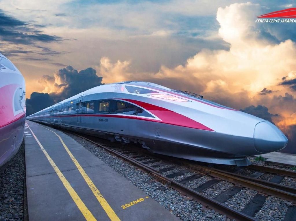 Biaya Kereta Cepat Garapan China Bengkak, Lebih Mahal dari Tawaran Jepang?