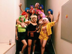 Pesta Lajang Sophie Turner hingga Deretan Mantan Jessica Iskandar