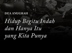 Bersedih dan Menangis Bersama Buku Esai