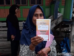 Wow! Berobat di Puskesmas di Dompu NTB Bisa Bayar dengan Sampah