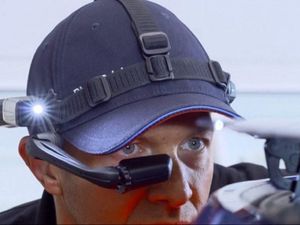 Kacamata Pintar Besutan BMW untuk Para Montir Kacamata Pintar Besutan BMW untuk Para Montir