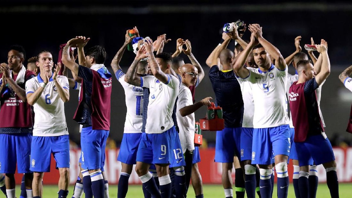 Brasil menang telak atas Bolivia, tapi dicibir karena penampilan tak oke. (Foto: Henry Romero / Reuters)
