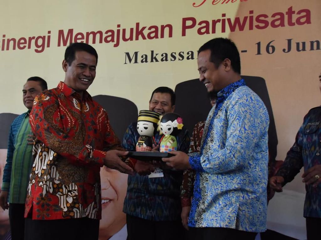 Di Depan Para Saudagar Bugis, Mentan Pamer Kementan Dapat WTP Di Depan Para Saudagar Bugis, Mentan Pamer Kementan Dapat WTP