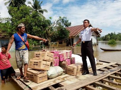 Korban Banjir di Konawe Dapat Bantuan
