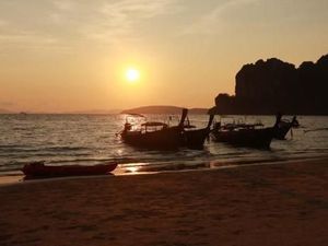 Pesona Senja di Krabi, Thailand