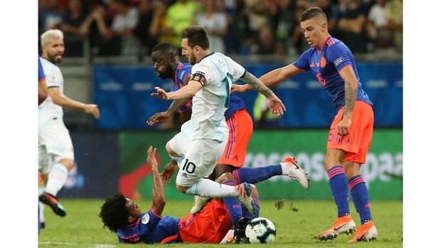 Status Pemain Terbaik Dunia, Beban untuk Messi