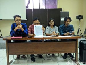 YLBHI Anggap Tim Asistensi Hukum Bentukan Wiranto Langgar UU YLBHI Anggap Tim Asistensi Hukum Bentukan Wiranto Langgar UU