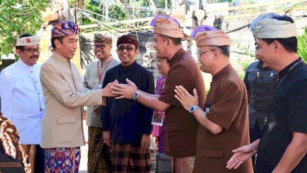 Jokowi Kunjungi Askrindo Denpasar