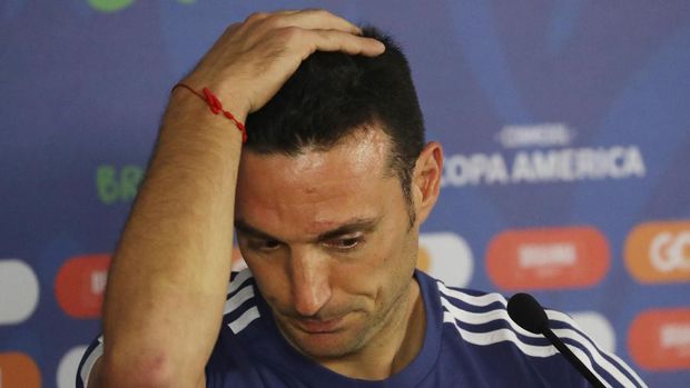 Kekeliruan Lionel Scaloni menyusun strategi justru menjadikan Messi sebagai beban di timnas Argentina. (