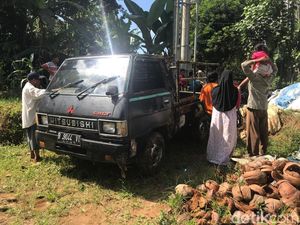 Pikap Angkut 9 Orang Nyemplung Sungai di Jember, Satu Tewas