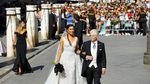 Senyum Bahagia Sergio Ramos-Pilar Rubio di Hari Pernikahannya