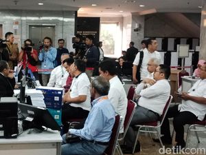 TKN Jokowi-Maruf Bawa 30 Bukti Jawaban Dalil Permohonan ke MK TKN Jokowi-Maruf Bawa 30 Bukti Jawaban Dalil Permohonan ke MK