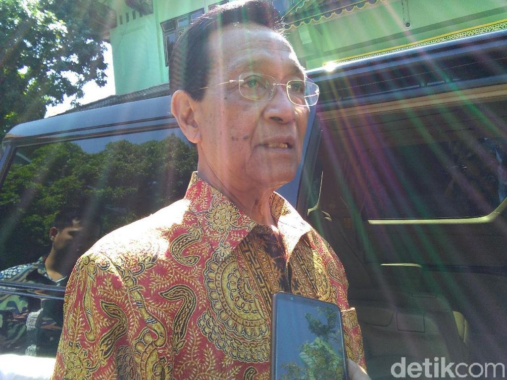Sultan Akan Pantau Uji Coba Pembatasan Kendaraan di Malioboro Besok Sultan Akan Pantau Uji Coba Pembatasan Kendaraan di Malioboro Besok