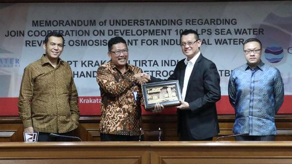 Proyek Pemanfaatan Pengolahan Air Laut
