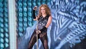 Shakira Tetap Seksi di Usia 42, Ini Tips Diet dan Olahraganya