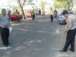 Guru SD di Jombang Tewas Terlindas Truk Saat Berangkat Mengajar