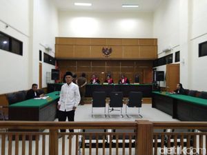 Korupsi Bibit Kakao, Eks Kadishut Lebak Divonis 1 Tahun Penjara