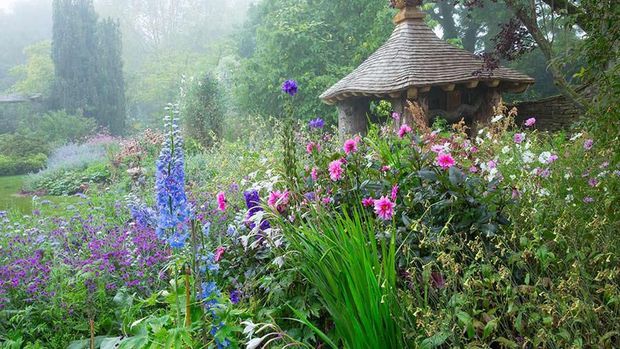 Intip Kebun Indah Pangeran Charles, Area Main Favorit Para Cucu