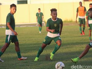 Persebaya Matangkan Strategi untuk Redam Madura United yang sedang Panas Persebaya Matangkan Strategi untuk Redam Madura United yang sedang Panas