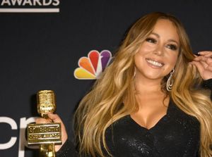 Mariah Carey Ungkap Alasan Bertikai dengan J.Lo Mariah Carey Ungkap Alasan Bertikai dengan J.Lo