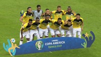 Ekuador menurunkan Alexander Dominguez, Jose Quintero, Arturo Mina, Gabriel Achillier, Beder Caicedo, Jefferson Intriago, Jefferson Orejuela, Antonio Valencia, Angel Mena, Ayrton Preciado, dan Enner Valencia. Washington Alves/Reuters.