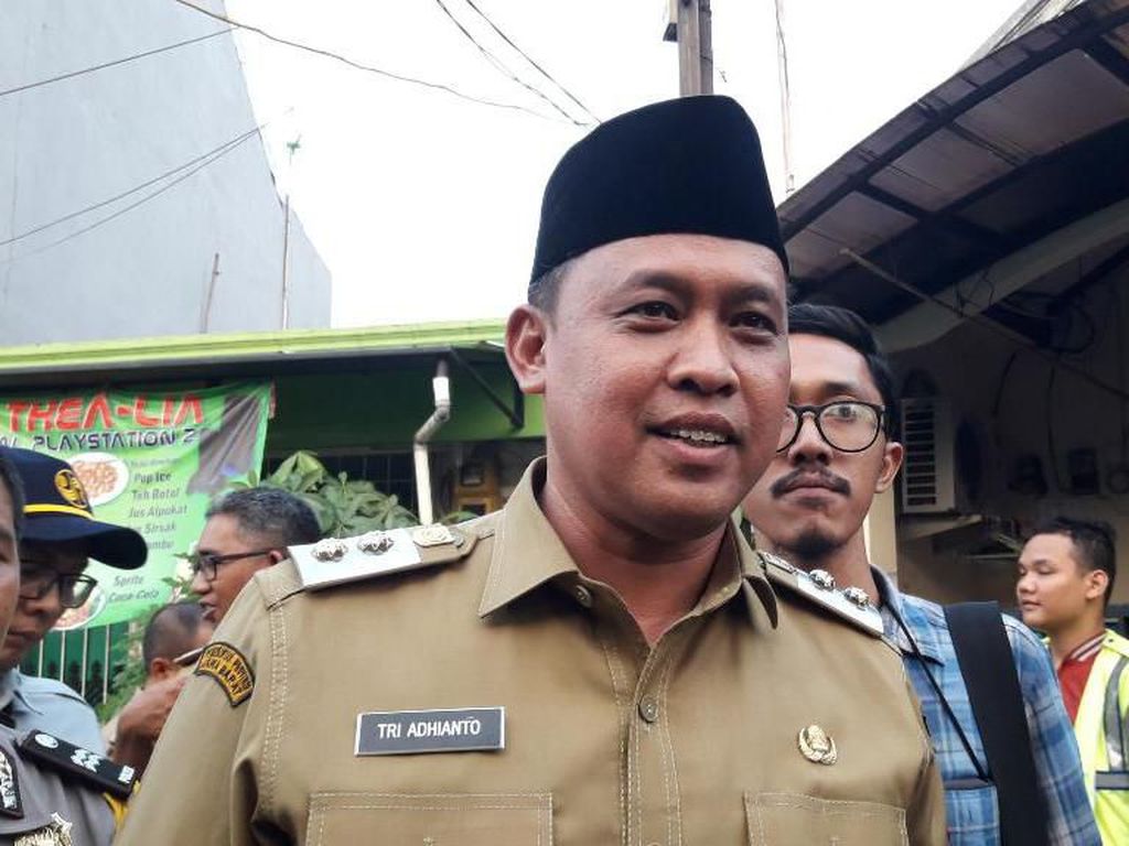 Pemkot Bekasi Santuni Eks Ketua RT Korban Kecelakaan di Tol Cipali Pemkot Bekasi Santuni Eks Ketua RT Korban Kecelakaan di Tol Cipali