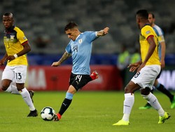 Meski sudah unggul besar, Uruguay tetap lebih dominan di paruh kedua. Luisa Gonzalez/Reuters.