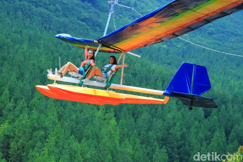 Ada juga spot foto pesawat terbang seperti ini. Instagramable sekaligus menantang adrenalin. (Yudha Maulana/detikcom)