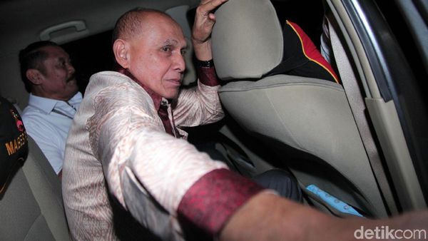 Kivlan Zen Usai Diperiksa untuk Tersangka Habil Marati