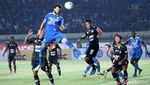 Persib Bandung vs PS Tira Persikabo Berakhir Tanpa Pemenang