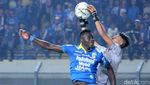 Persib Bandung vs PS Tira Persikabo Berakhir Tanpa Pemenang