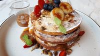 20 Pancake dan Waffle Enak Ada di Sini
