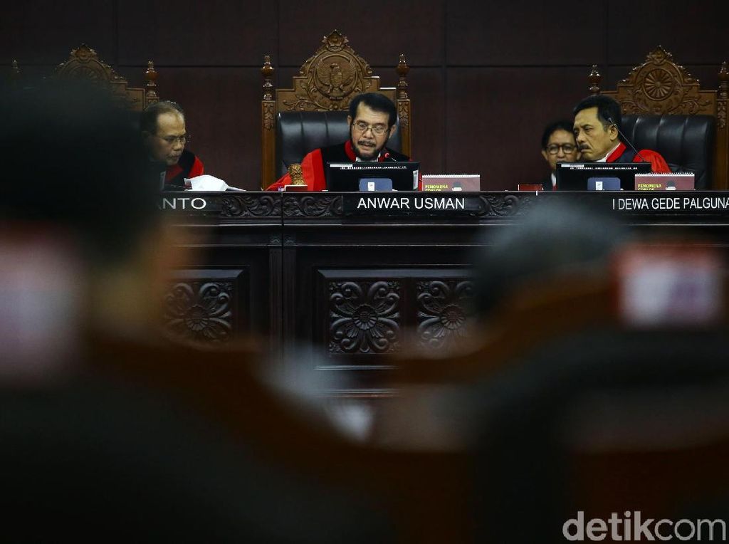 Tak Bawa Saksi di Sidang MK Besok, Bawaslu Beri Jawaban 200 Lembar Tak Bawa Saksi di Sidang MK Besok, Bawaslu Beri Jawaban 200 Lembar